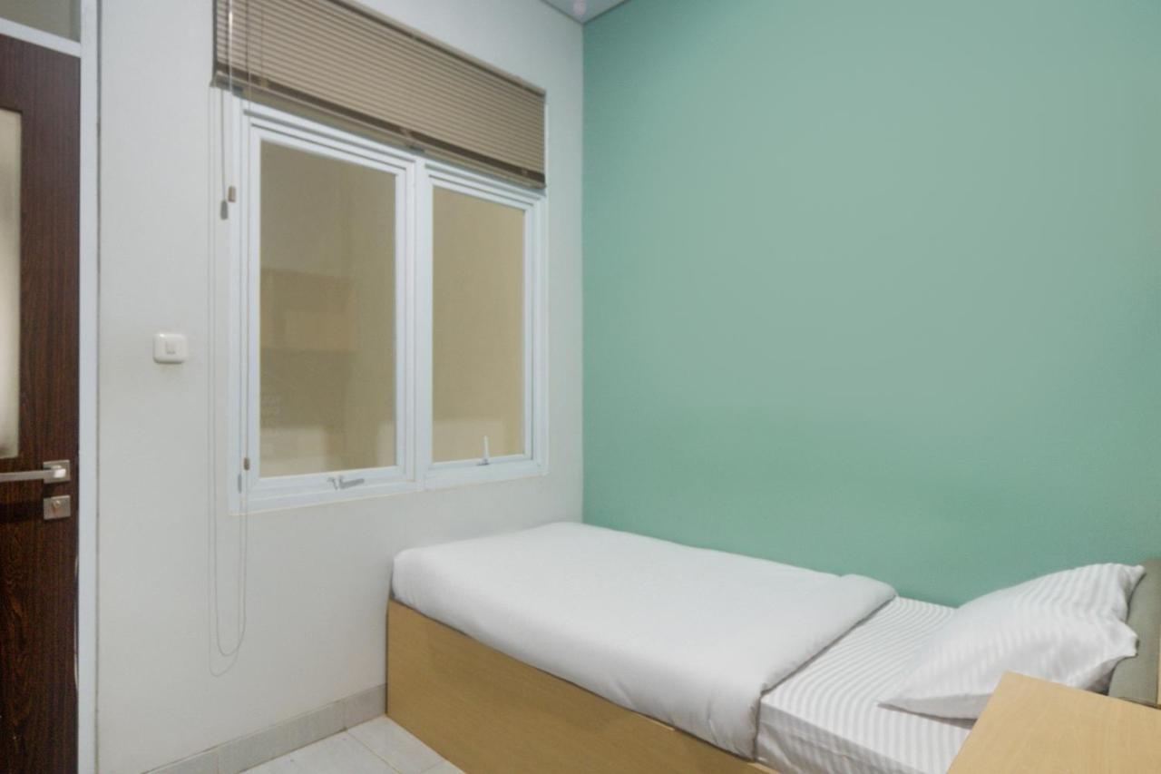 Oyo Life 3204 Beverly Park Bandung Exterior photo