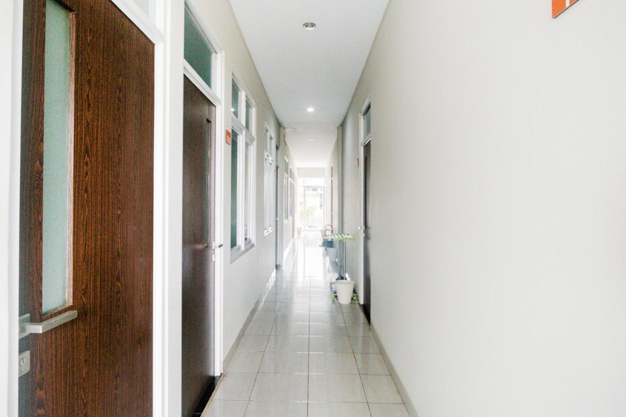 Oyo Life 3204 Beverly Park Bandung Exterior photo